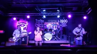 Not Your Mamas Broken Heart (Cover) by Kelly Ballard