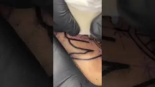 Bold lines fineline linework technique tattoo process artist Gerbant  #tattootips #tattoopractice