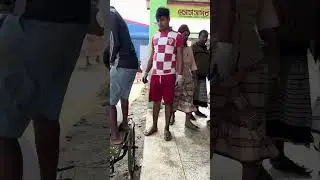 B-Roll Working the Scales, Alipur Fish Dock Bangladesh
