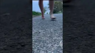 scraping your toe😬😬😬