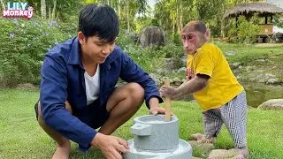 Lily and dad grind flour to make delicious fried cakes | Lily's story