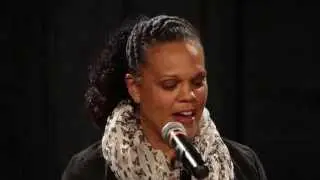 Tana Monteiro performs at Make it Fresh 2015