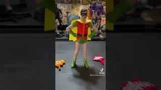 Holy One Minute Toy Review Batman! McFarlane Toys Batman 66 Robin Burt Ward