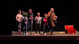 Los infantes de Carrión, obra de teatro con un solo actor que utiliza diversas personas del público.