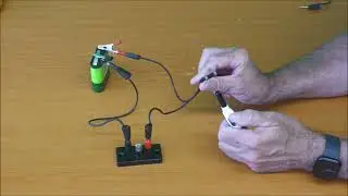 Termistor v jednoduchom elektrickom obvode