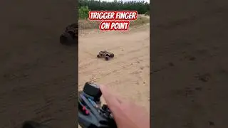 Skills Traxxas Maxx Driving one handed #shorts #traxxas #xrt #trx #rc #arrma
