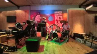 Jazzcarate Quartet - Lagrimas Negras (usar audifonos, sonido ambiental)