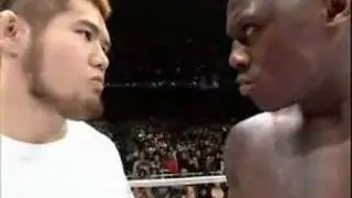 Staredown - Jerrel Venetiaan vs Hirotaka Yokoi