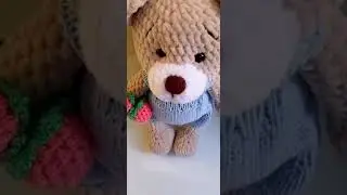 A Teddy Bear Made of Yarn, But So Real!