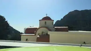 Πηγαίνοντας προς το Ορεινό μετά την Ιεράπετρα όμορφη διαδρομή η αγριάδα της Κρήτης