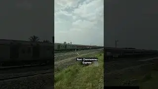 Rani Chennamma Express Bangalore Miraj express #ranichennamma #mirajjunction #trainshorts #viral