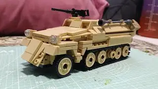 Sluban Sd.Kfz.251 half-track vehicle 1:35