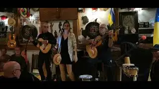 25.12.2025 - La Guapa (Song 1) 