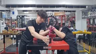 남자둘이 팔씨름데이트❤️