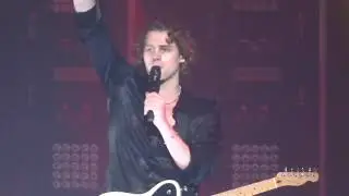 Youngblood - 5SOS - London