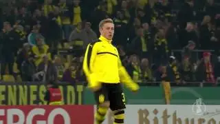 Феликс Пасслак жонглирует жвачкой / Felix Passlack juggles with gum
