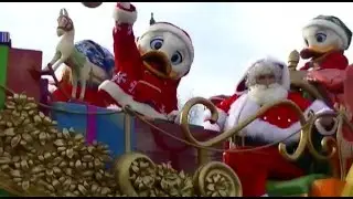 Disneyland 2015 - La parade noel disney