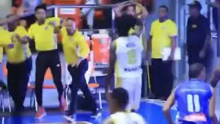Adris de Le&oacute;n el mago.