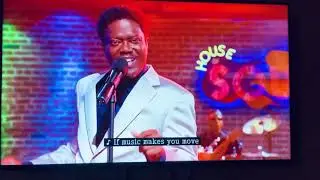 Bernie Mac voice n samual l Jackson voice