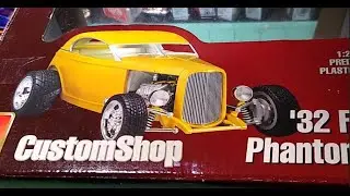 AMT Custom Shop 1932 Ford Phantom Vickie Unboxing
