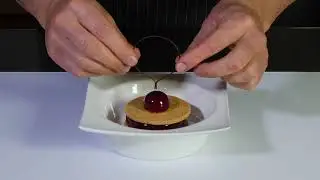 N&deg;42 Mousse, glassa e decorazione Mario Ragona e Rossano Vinciarelli