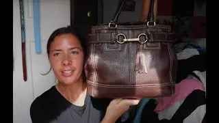 clean out my purse with me  :) coach bag
