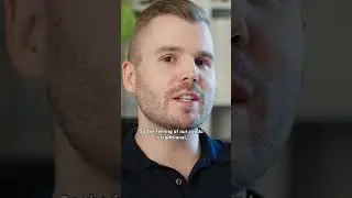 Эта наполненная произведениями искусства квартира в Торонто идеально сочетает в себе формальный и...