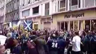 auld alliance, paris - france scotland -  doe a deer