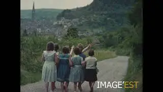 D&eacute;monstration technique : &eacute;talonnage d'images d'archives sur pellicule.