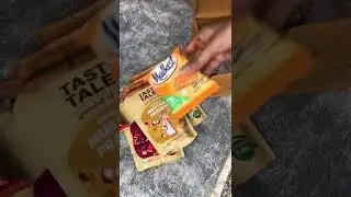 Unboxing mojo box #mojobox #unboxingmojobox