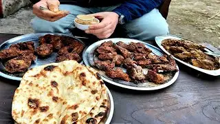 Mintoo Bhai Ki Surmai Macchi Fry Aur Chicken Pakoda Aur Tawa Ka Chicken Aur Roti | jammu food tour 