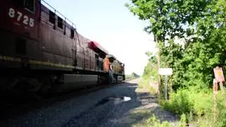 BNSF 6814 and Canadian Pacific 8725 in Buffalo NY with freight on the CSX tracks July 4th 2021.