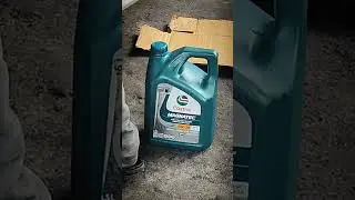 Changing engine oil for zest car #tatazest #engineoilchange #caroil #shorts #jaspersurimilla