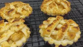 Apple pie with puff pastry sheets/quick and easy method to make it/homemade and tasty apple pie
