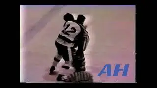 OHL Feb. 4, 1988 Paul Mitton,PET v Scott Mahoney,OSH Peterborough Petes Oshawa Generals