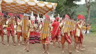&ldquo;Keindahan Tarian Mamasa, Diiringi Musik Bambu dan Gendang Tradisional&rdquo;