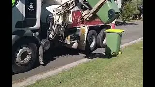 #AmazingTechnology #GarbageTruck #SmartMachine #TrashTruck #CleaningMachine #Shorts #Technology