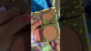 unboxing the new Disney The Lion King makeup collection by Makeup Revolution 🦁🧡 tysm for gifting