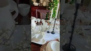 Chic and Cozy Winter Tablescape with Black Candle Holder Set: Your Holiday Hosting Inspiration 🕯️✨
