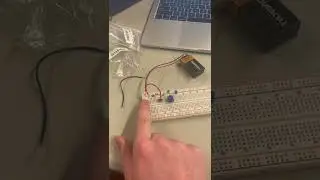 Analog electronics circuit