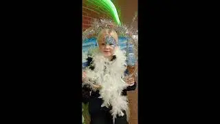 FIT KIDS 1001 FAIRY TALES Pippi Longstocking´s Snowflake Gallery Christmas Message to the World