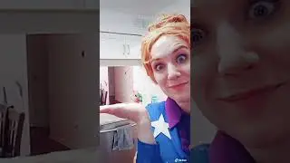 Ms. Frizzle Shrunk Again! #lifeofcosplay #cosplay #missfrizzle #pbs #magicschoolbus #cameratricks