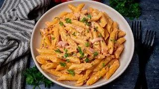 Пенне аль Баффо (паста с ветчиной и сливочным соусом)