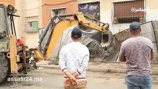 سلطات الحي الحسني تزيل برارك 