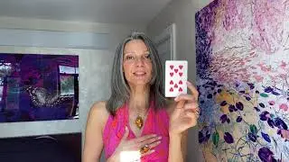 ❤️ 10 of Hearts Meaning ❤️ Radiating a Light of Love. Joyfully Abundant.