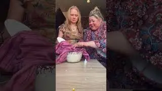 Mom teaches her daughter to do homework #funny #funnyprank #youtube #prankvideo #prankvideo