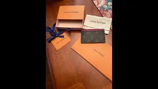 Louis Vuitton Canvas Monogram Fuchsia Card Holder