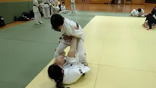 女子柔術楽しくスパーリング