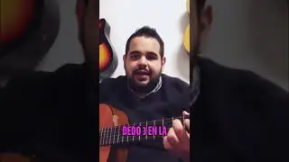 Aprende Acordes de Guitarra: Re Menor y La 7 F&aacute;ciles #shorts