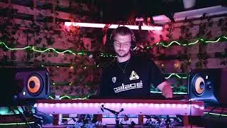 Mossy Presents: multi:gen - ep.1 - VIBE : Radio
